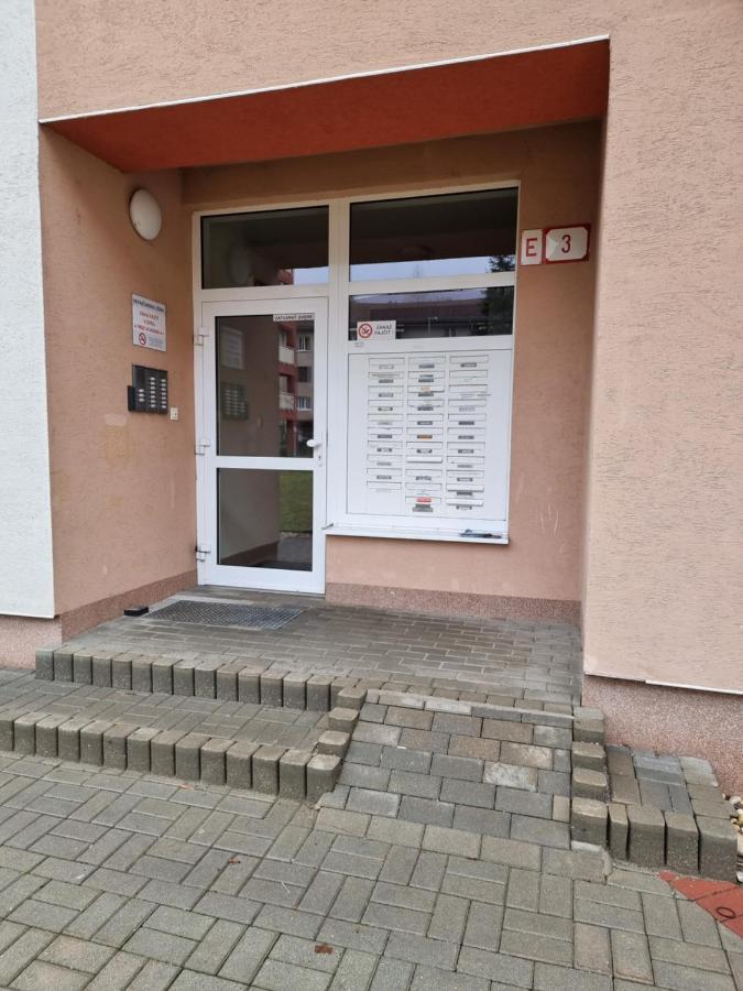 Apartment Banska - City Centre & Private Parking Банска-Бистрица Экстерьер фото