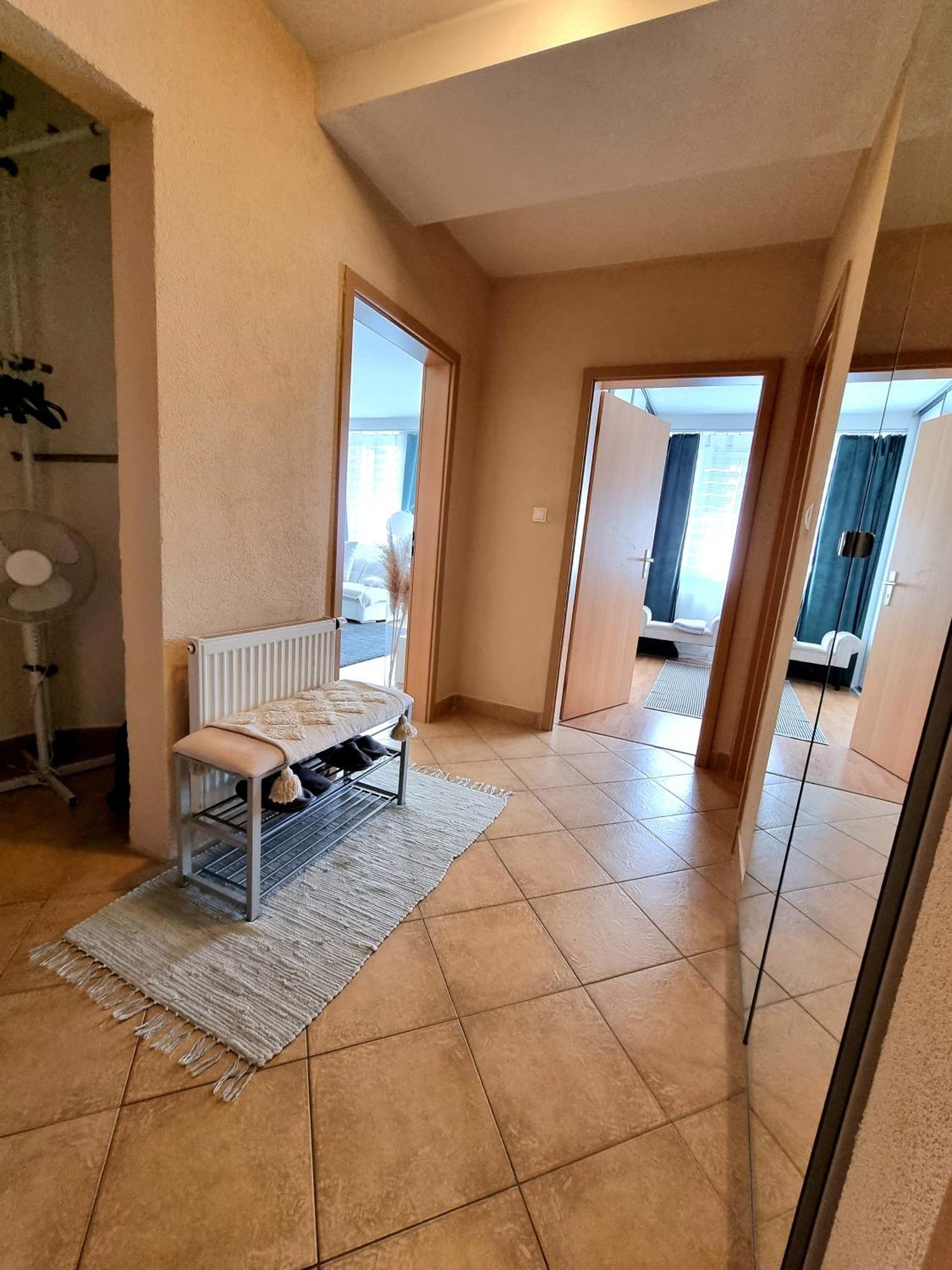 Apartment Banska - City Centre & Private Parking Банска-Бистрица Экстерьер фото